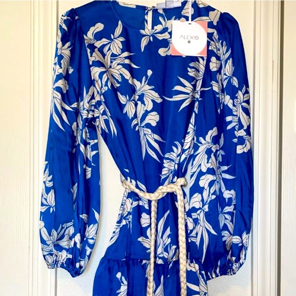 Alexis Floral Long Sleeves NWT - Picture 8 of 9